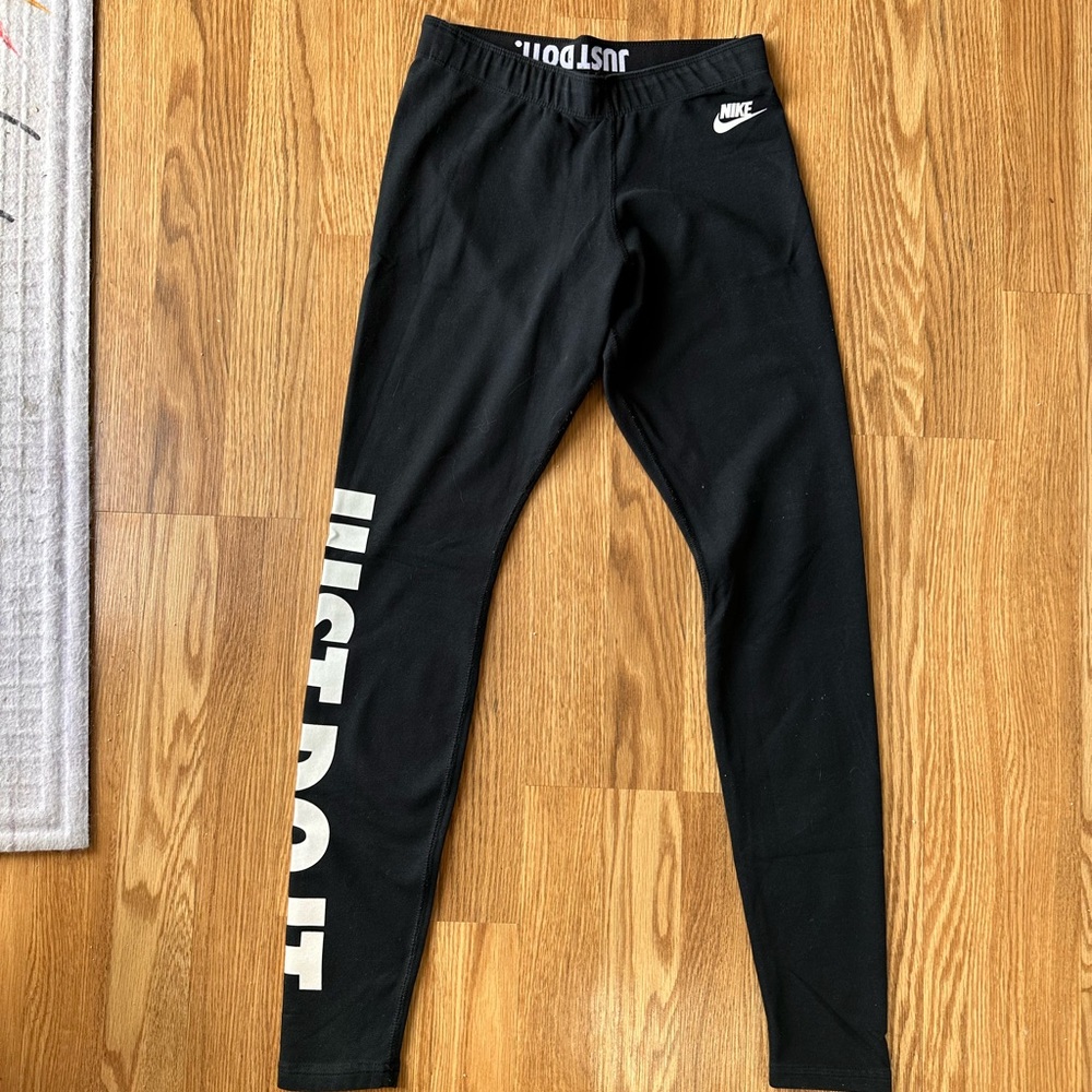 Nike leggings